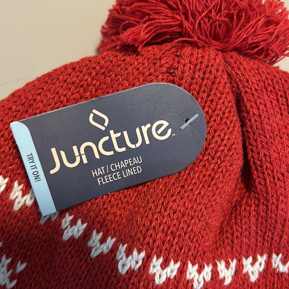 NWT Juncture Snowflake Red and White Fleece lined Pom Winter Hat. OS fits most - Picture 2 of 6